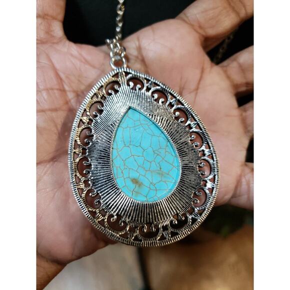 Womens Gold Tone Teardrop Turquoise Filigree Pendant Necklace with Cuff Bracelet - Picture 4 of 9